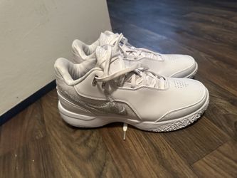 Basketball shoes Nike