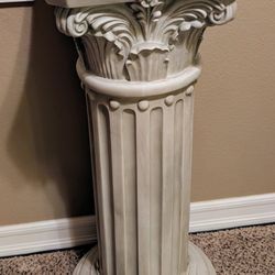 Design Toscano Athena Corinthian Pedestal 