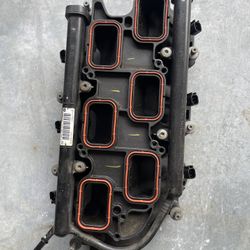 Lower Intake Manifold 3.6L