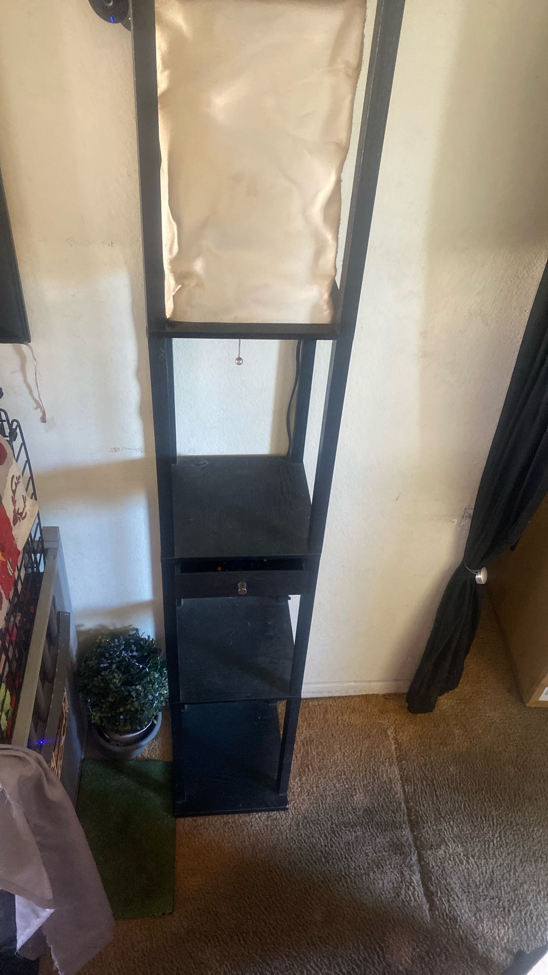 2lamos Stands Great Condition 