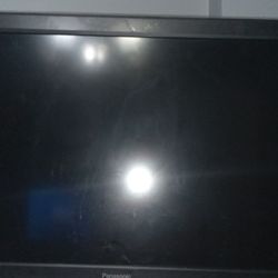 Black Panasonic Large  Flat Screen TV With Antenna