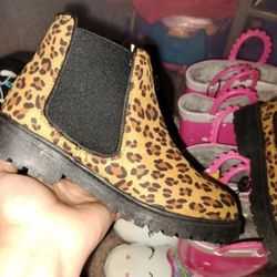 Girls Boots Size 2 