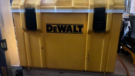 Dewalt cooler