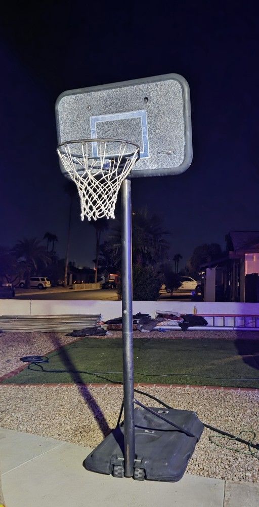 basketball hoop $65