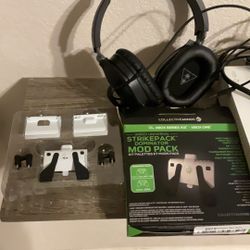 Strike Pack N Headphones