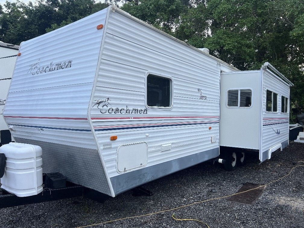 COACHMEN CATALINA 28FT