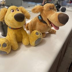 2 Up ( Dug )  Stuff Animals 🐕 Toys From Disneyland  In Mint Condition Only Used As Decoration Super Cute. 