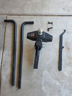Weight distribution hitch