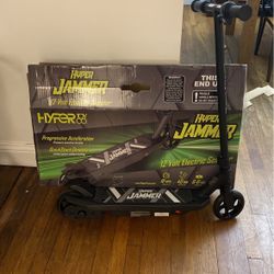 Electric scooter 