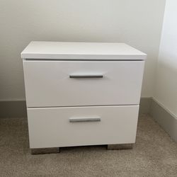 Tall 2-Drawer Nightstand In High Gloss White