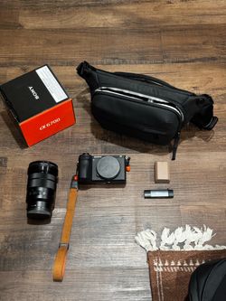 Sony a6700 Bundle w/18-105mm f4 Lens