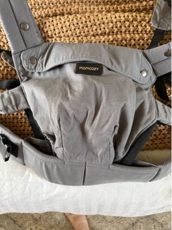 momcozy baby carrier