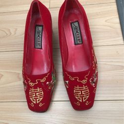 2” High Heel Red Color With Design Dragon & Phoenix on the Shoe Size 7 (37) Aroma Brand New $12 On Sale $8.00