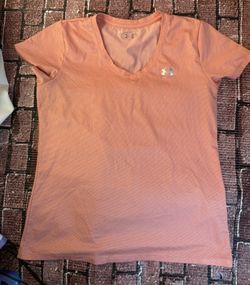 Ladies Peach Dry Fit Under Armour Shirt