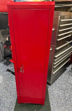 U.S. General Side Tool Locker