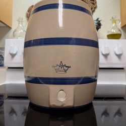 vintage 2-gallon Robinson Ransbottom stoneware water cooler