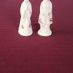 SALT AND PEPPER SHAKERS