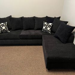 2PC BLACK OR GREY SECTIONAL 