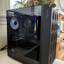Gaming PC + Gaming Mouse 