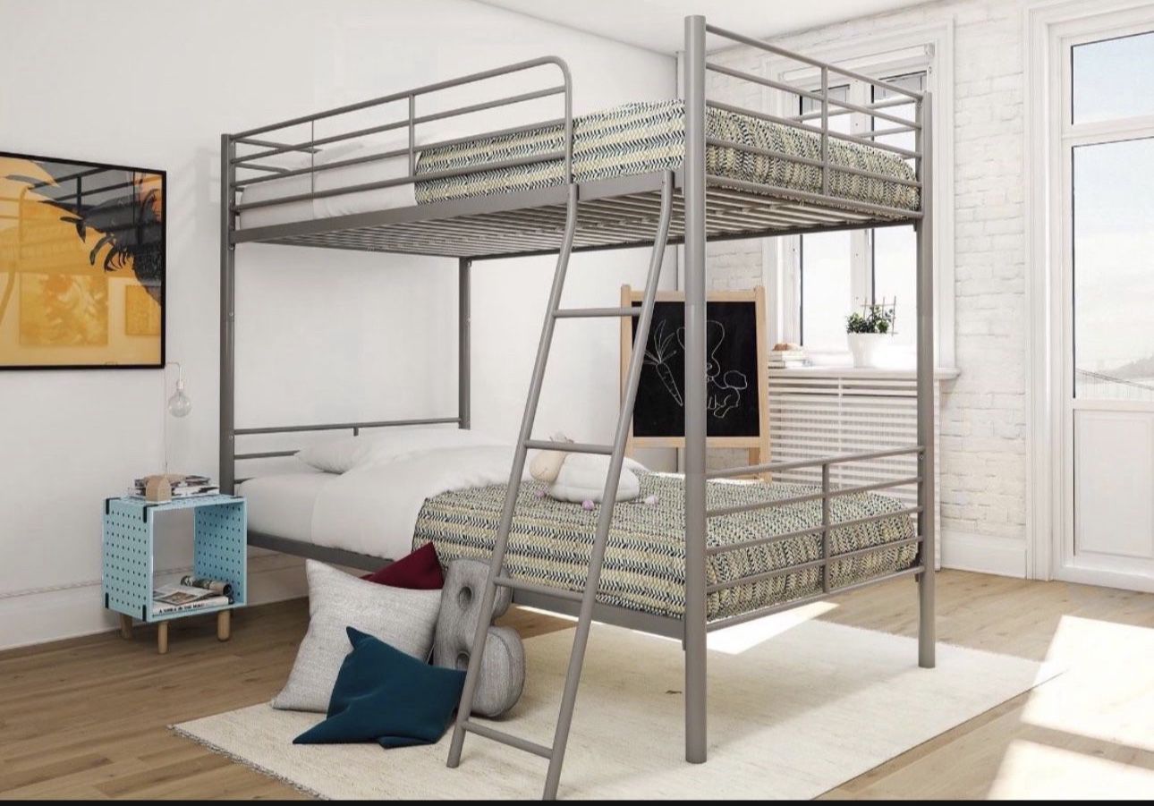 Mainstays Convertible Twin over Twin Metal Bunk Bed, Silver