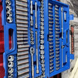 SOCKET SET