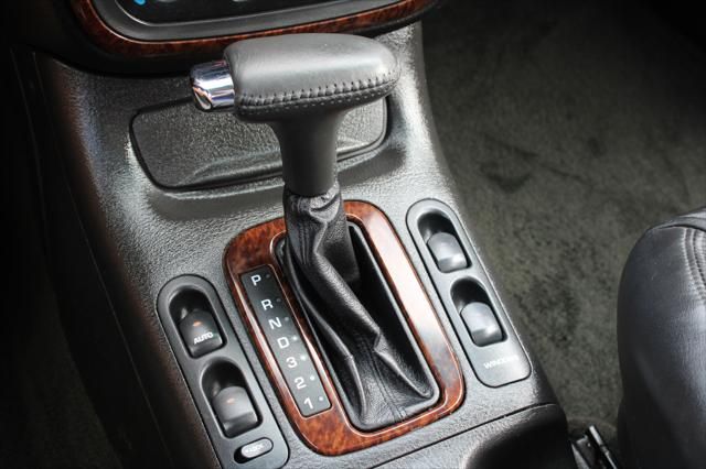 2001 Saturn LS