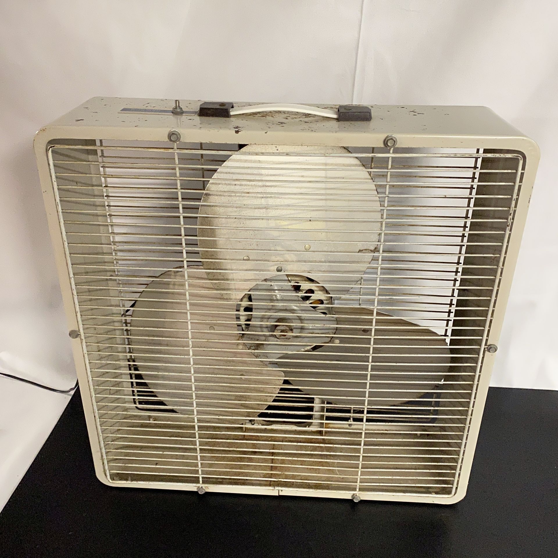 Manning Bowman 20” Metal Box Fan