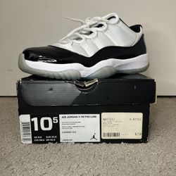 WORN ONCE JORDAN 11 LOW CONCORD SIZE 10.5