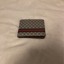 Gucci Wallet 