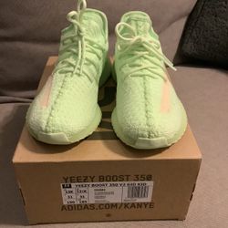 Adidas Yeezy Boost 350 V2 GID Glow In The Dark Kid Still Like New
