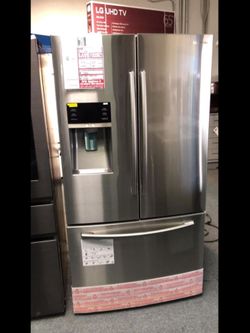 Fridge refrigerator Samsung 23 ft.³ stainless steel original price $2777 our price is $1975
