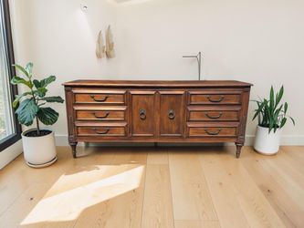 Vintage Hickory Manufacturing Co. Solid Oak Sideboard Buffet Credenza Cabinet Vintage Antique