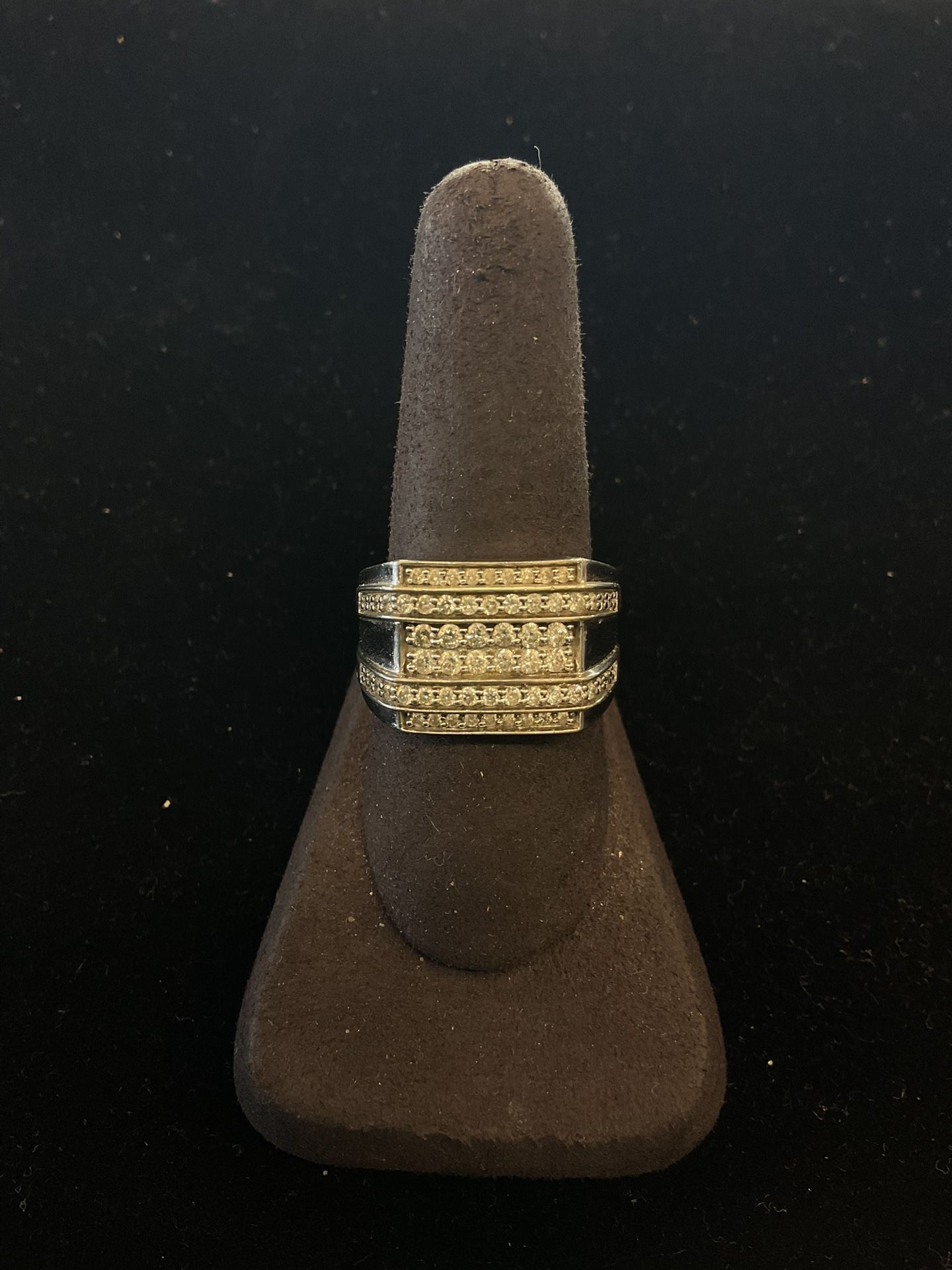 10k Diamond Band 33637-1