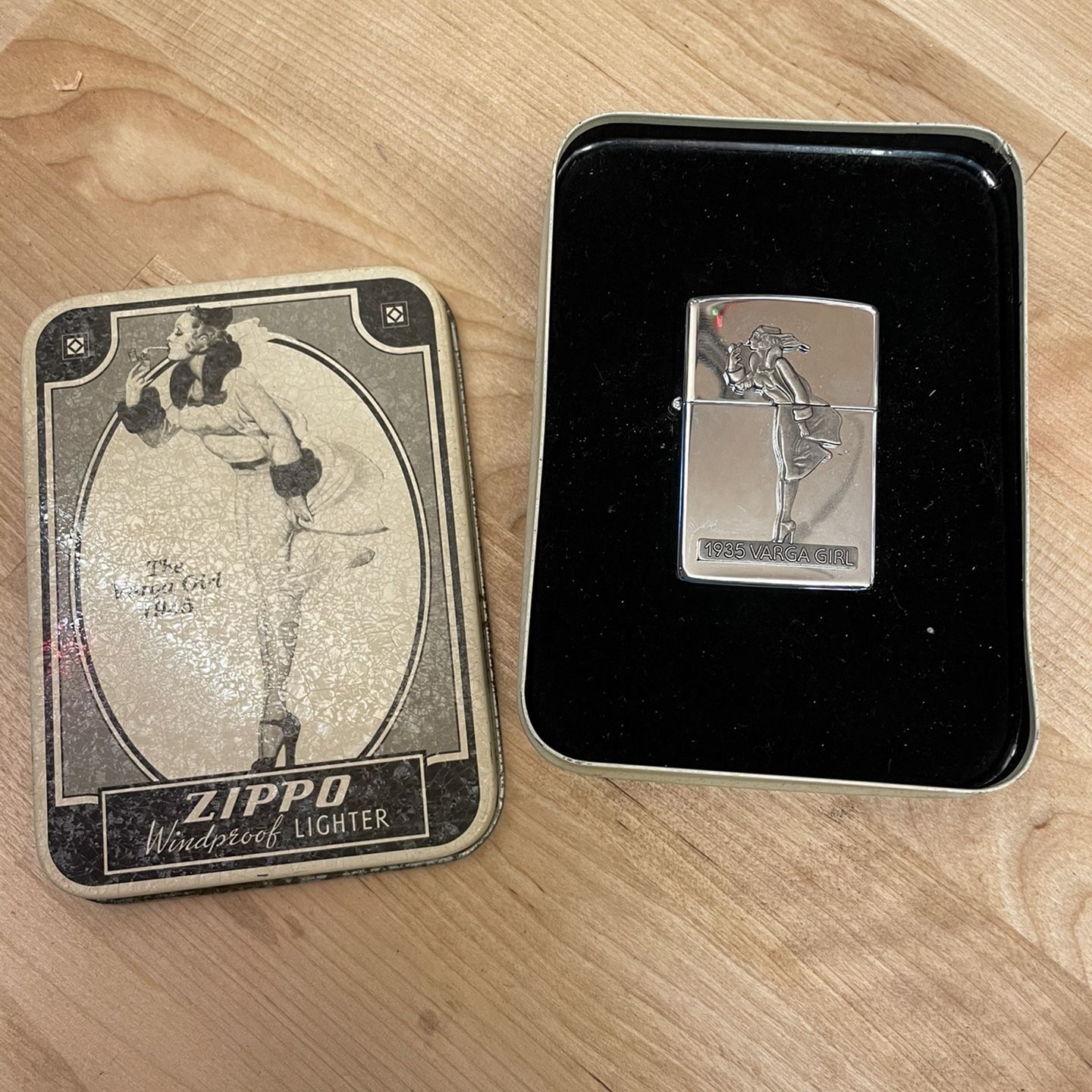 Zippo Varga Girl 1935 Rare Collectible for Sale in Issaquah, WA