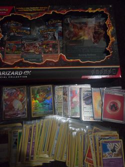Pokémon card lot charizard pikachu eevee lucario