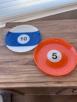 Billiard inspired plates glass plates