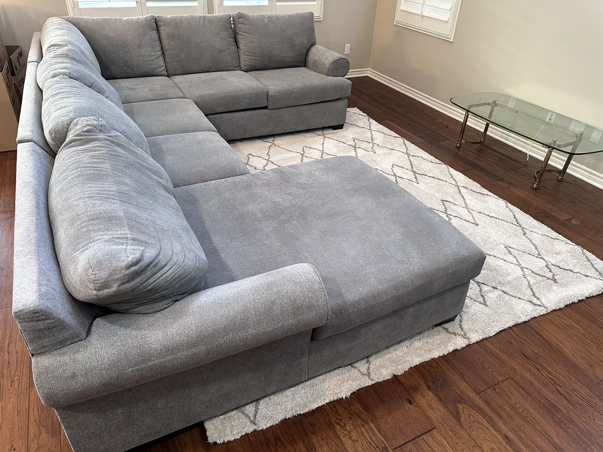 Spacious & Cozy Living Spaces Sectional Couch – $800 (Cash Only)