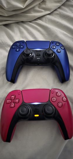 PS5 CONTROLLERS