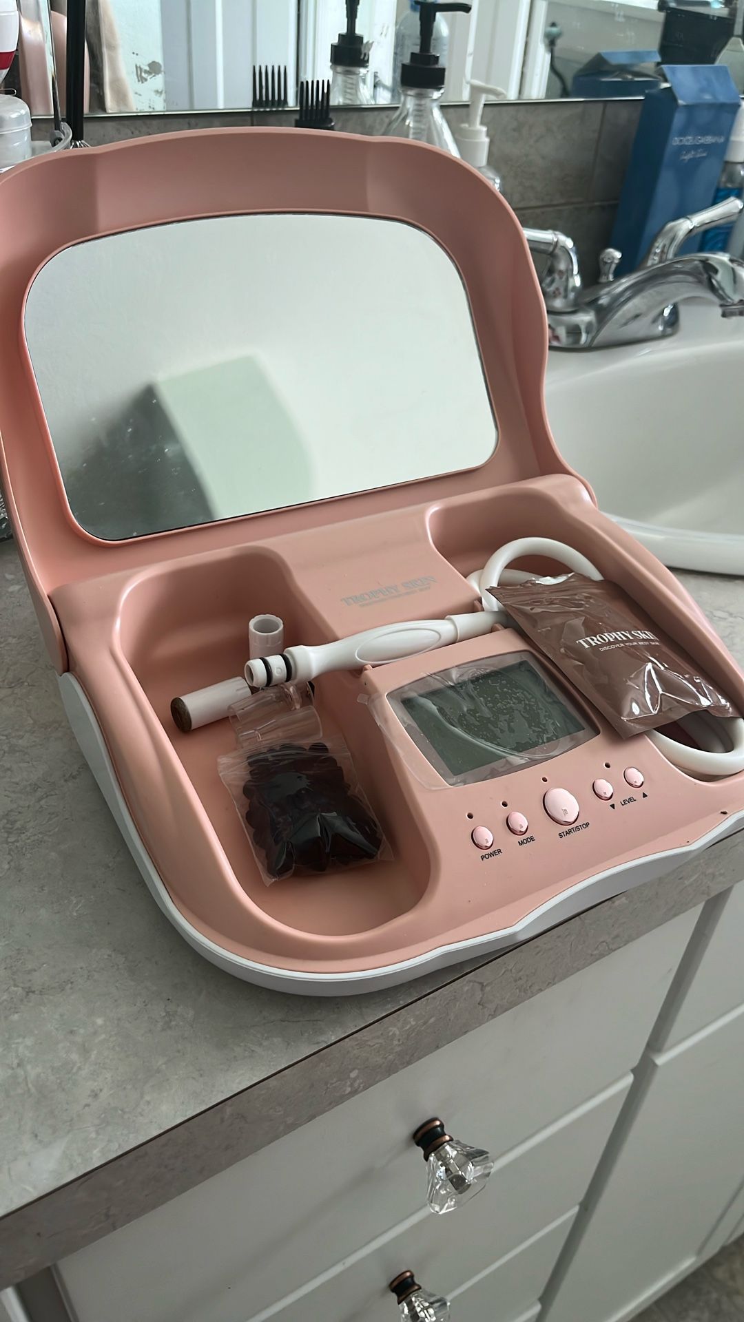 Microdermabrasion Trophy Skin
