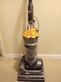 Dyson Absolute Dc17 Animal In Excellent Condition $125 New Filters New Belt