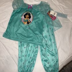 Girls pajamas size 4t