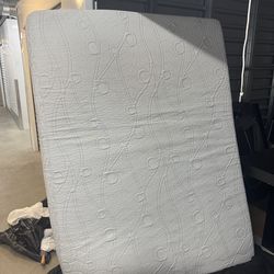 FREE Queen Mattress 60x80