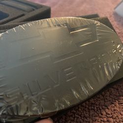 Chevrolet CHEVY BOWTIE Silverado Auto Truck Tow Hitch Cover