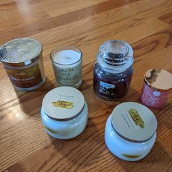 Bundle Of Various Scented Candles