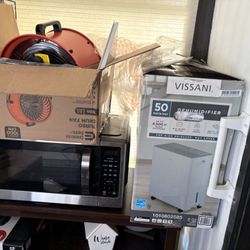 (2025) Vissani Dehumidifier/fan  50 Pt. 