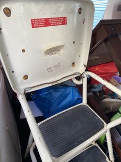 Vintage Step Chair For Every Grandma's Kitchen 