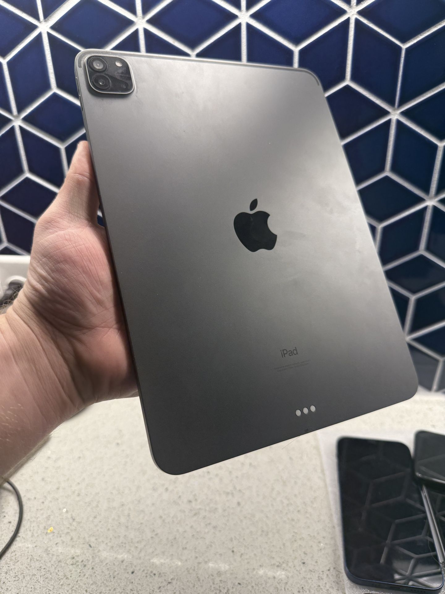 Apple iPad Pro 11” 3rd Gen M1 Chip 128GB WIFI. Finance Available!
