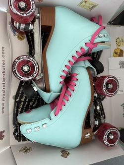 Moxi Skate Size 5 