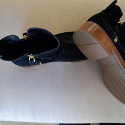 Haan Grand 360 Womens Black Suede Leather Ankle Boots