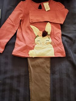 Brand new 2pc set Savannah 3t